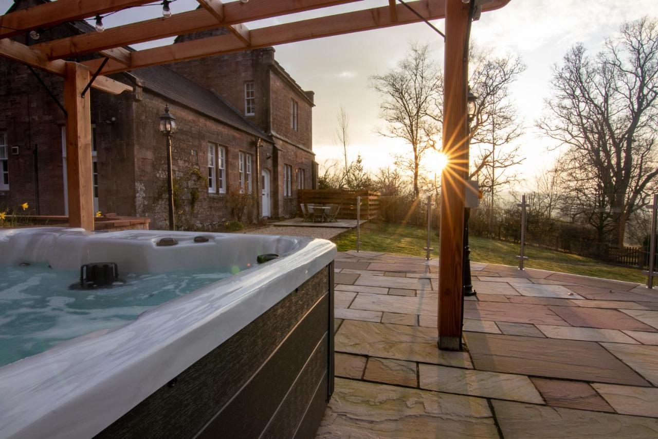 Laundry Cottage: Drumlanrig Castle ソーンヒル エクステリア 写真