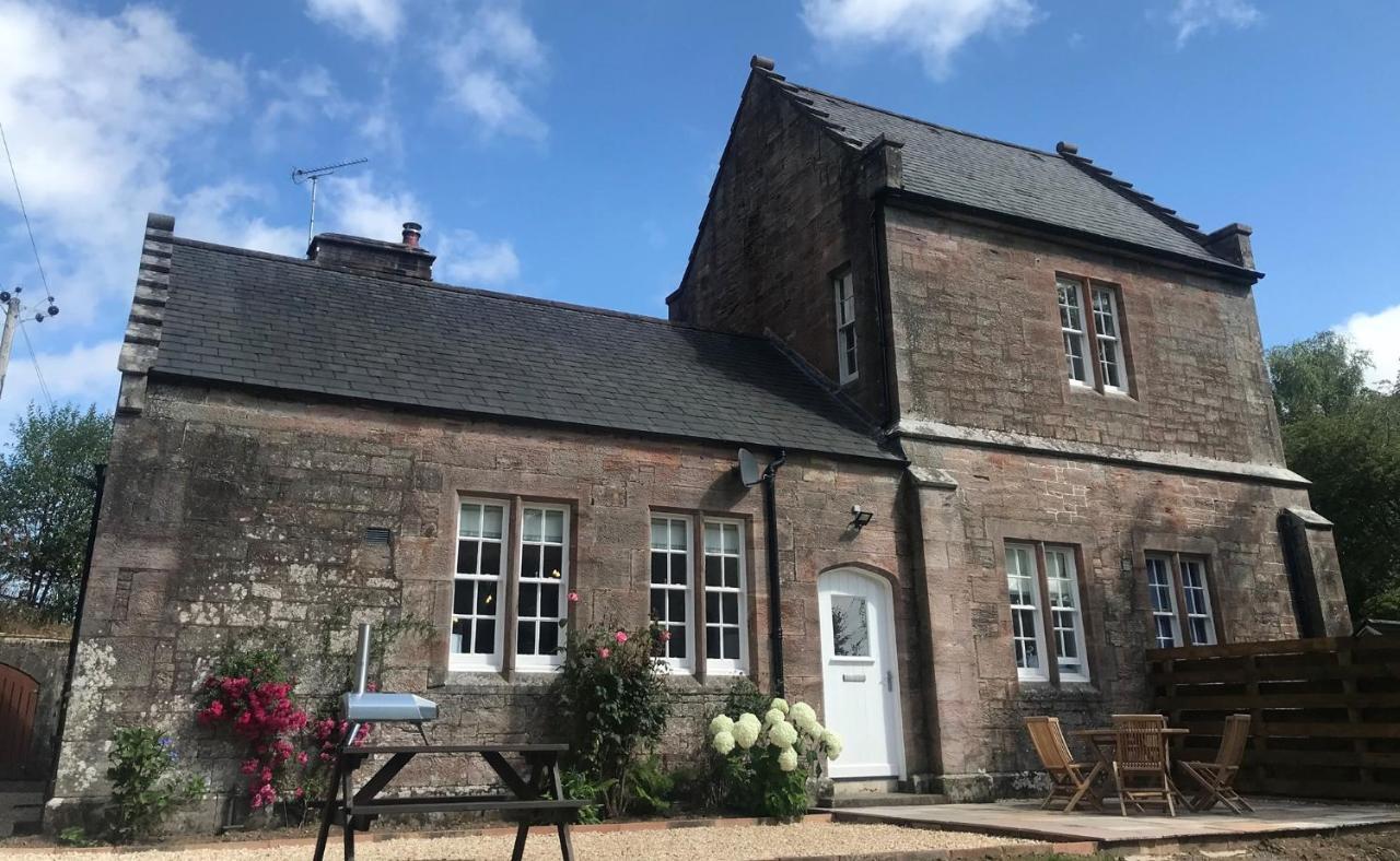 Laundry Cottage: Drumlanrig Castle ソーンヒル エクステリア 写真