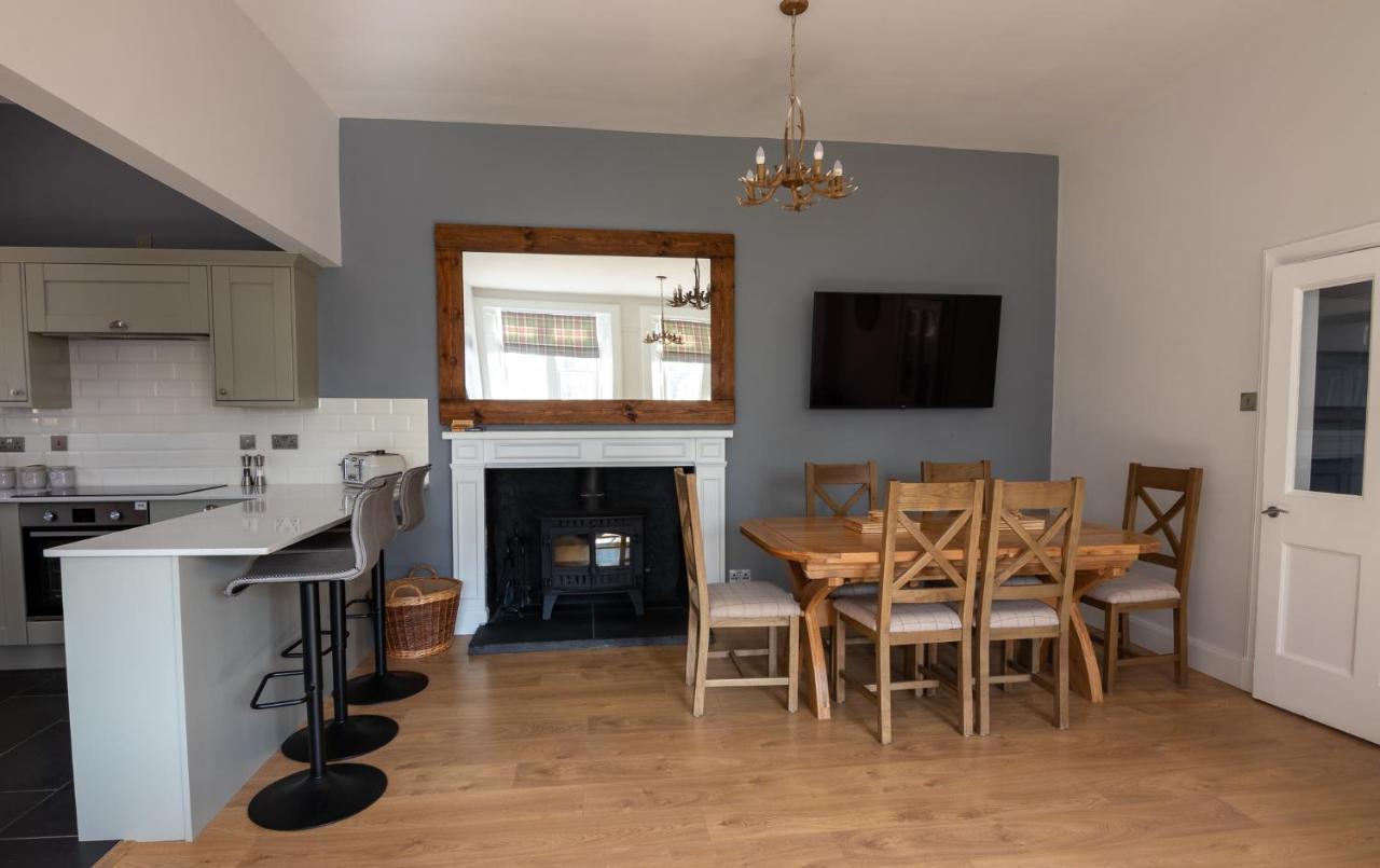 Laundry Cottage: Drumlanrig Castle ソーンヒル エクステリア 写真